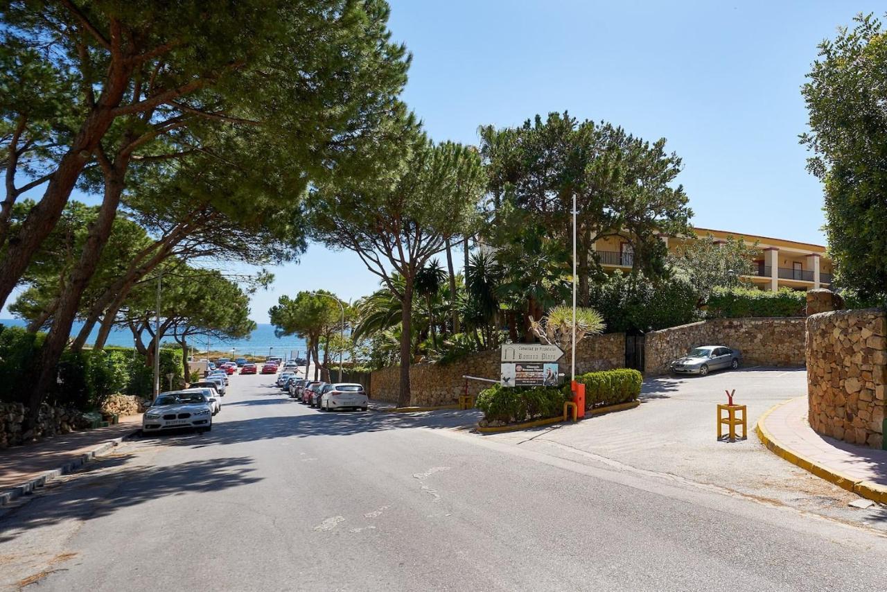 Oleholidays 617 Romana Playa Junto Al Mar Marbella Luaran gambar